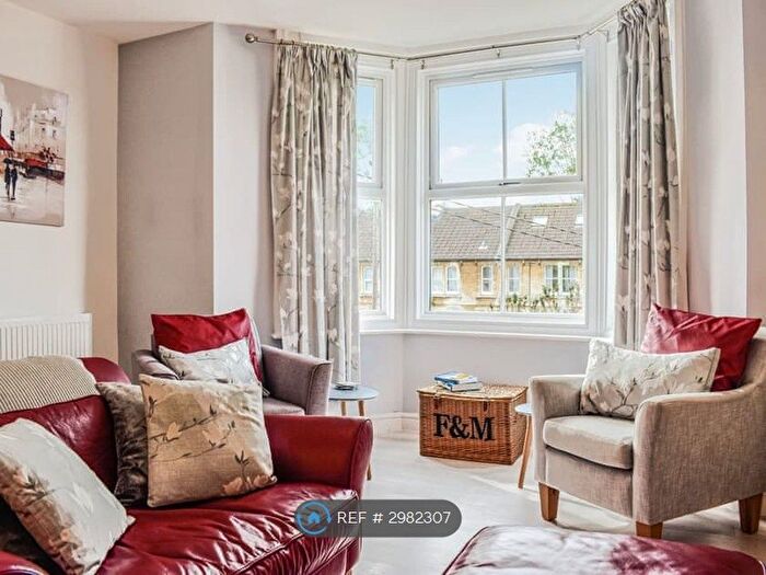 1 Bedroom Flat To Rent In Trowbridge Road, Bradford-On-Avon, BA15