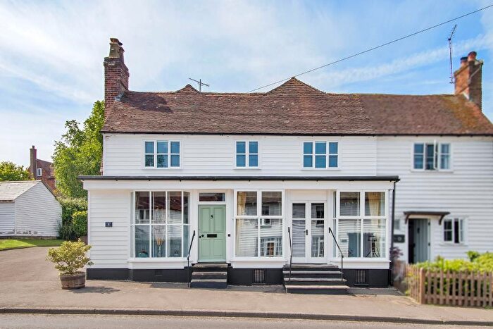 5 Bedroom Semi-Detached House For Sale In Queen Street, Sandhurst, Kent, TN18
