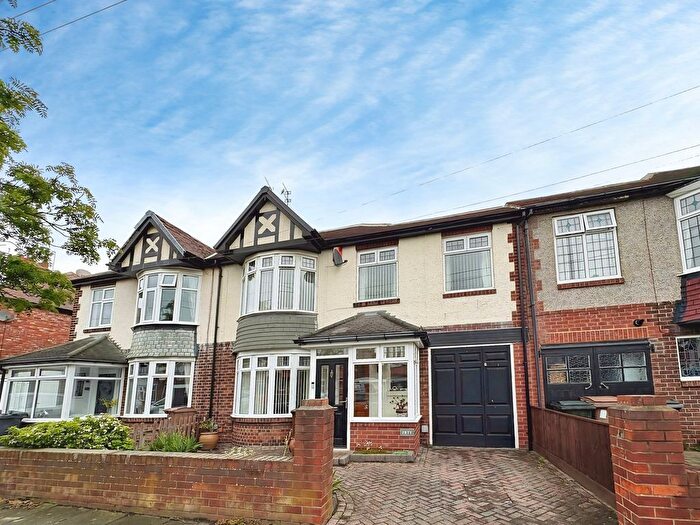 3 Bedroom Semi Detached House For Sale In Oakland Road, Whitley Bay, NE25