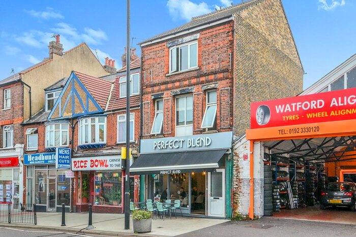 3 Bedroom Flat To Rent In St. Albans Road, Watford, Hertfordshire, WD24