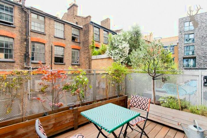2 Bedroom Flat To Rent In Curtain Road, London, EC2A