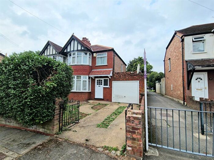 4 Bedroom Semi-Detached House To Rent In Lancelot Crescent, Wembley, HA0