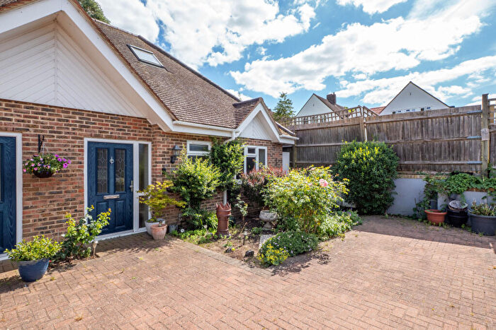 2 Bedroom Semi-Detached House For Sale In Malden Road, Cheam, Sutton, SM3