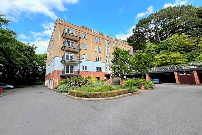 2 Bedroom Flat To Rent In Bournemouth, BH1