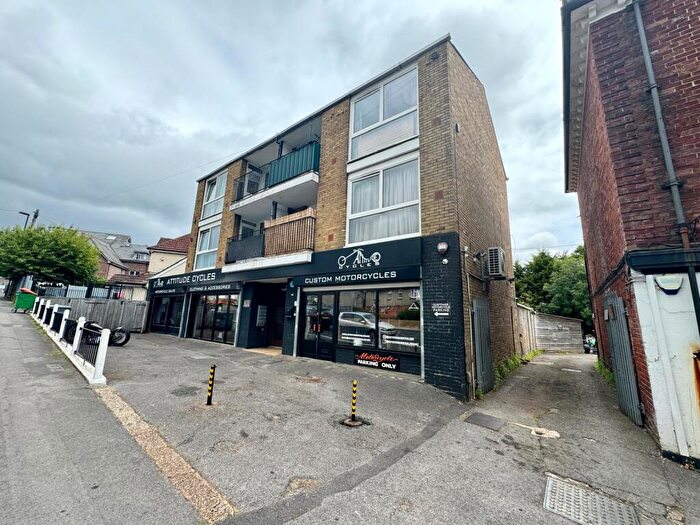 1 Bedroom Flat To Rent In Stoneham Lane, Swaythling, Southampton, SO16