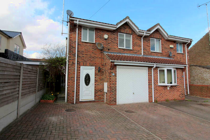 3 Bedroom House To Rent In 20 South Street, Middleton On The Wolds, East Yorkshire, YO25