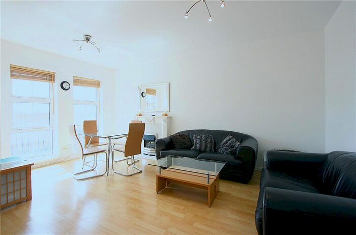2 Bedroom Flat To Rent In Bridge View Court, Grange Road, London, SE1