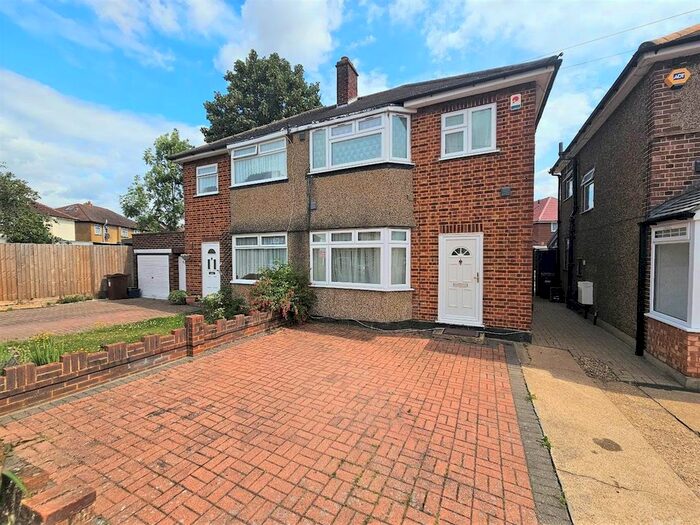 3 Bedroom Semi-Detached House To Rent In West Road, Bedfont, Feltham, TW14