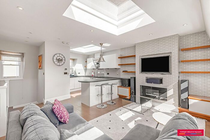 2 Bedroom Flat To Rent In Dawes Road, London, SW6