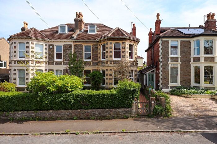 6 Bedroom Semi Detached House For Sale In Chesterfield Road, St. Andrews, BS6