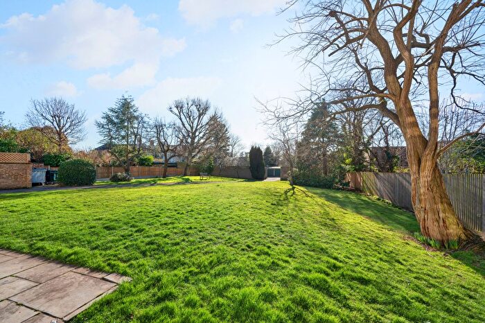 1 Bedroom Flat To Rent In Cambridge Road, London, SW20