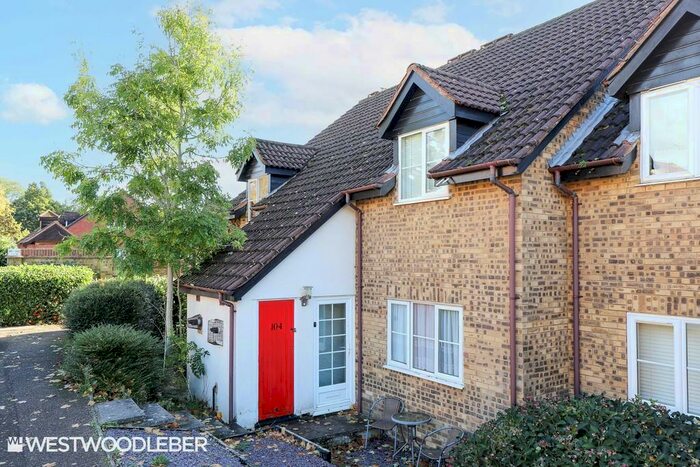 1 Bedroom Maisonette To Rent In Halleys Ridge, Hertford, SG14