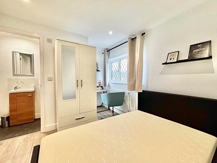 5 Bedroom House To Rent In Northumberland Avenuve, IP32