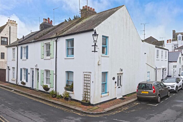 2 Bedroom End Of Terrace House For Sale In Western Row, Worthing, BN11