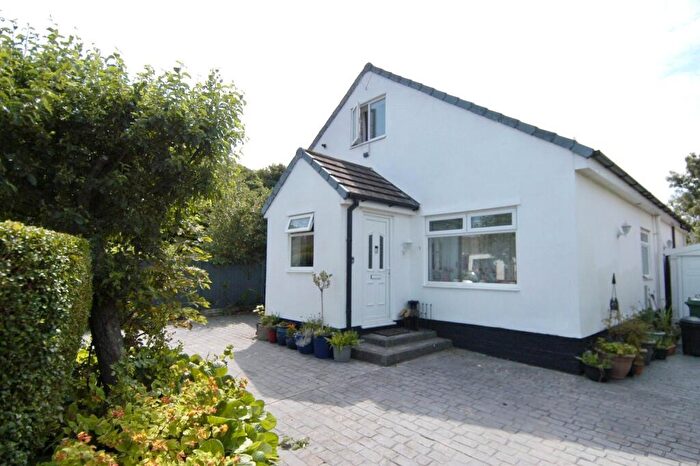 4 Bedroom Detached House For Sale In Seaview Avenue, Irby, Wirral, CH61