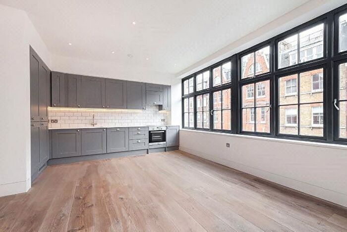 1 Bedroom Flat To Rent In Great Titchfield Street, Fitzrovia, W1W