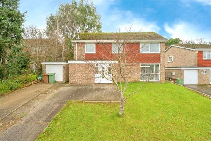 4 Bedroom Detached House To Rent In Sarum Close, Plymouth, PL3