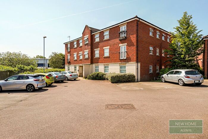 2 Bedroom Flat For Sale In Paton Court, Calverton, Nottingham, NG14