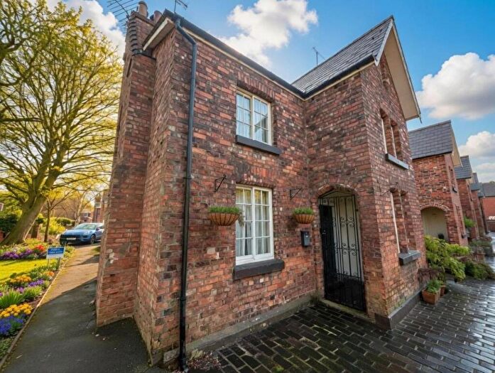 2 Bedroom Terraced House For Sale In Dorfold Street, Crewe, Cheshire, CW1