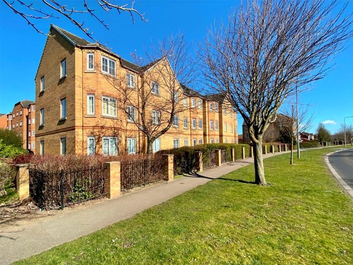 2 Bedroom Flat To Rent In Chandlers Court, Victoria Dock, Hull, East Yorkshire, HU9