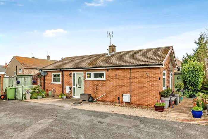 2 Bedroom Detached Bungalow For Sale In Tranmere Grove, Bristol, BS10