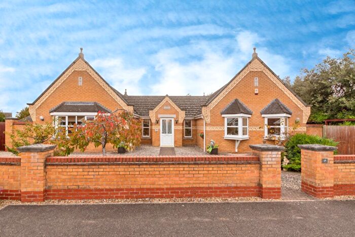 4 Bedroom Bungalow For Sale In Oak Way, Heckington, Sleaford, NG34