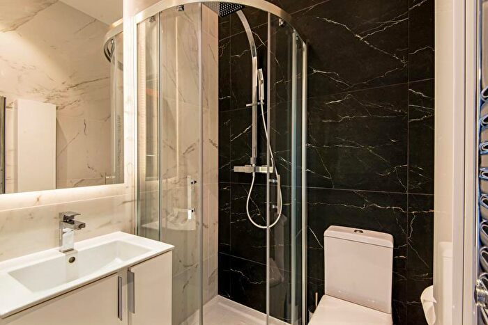 2 Bedroom Apartment To Rent In Goldhurst Terrace, South Hampstead, NW6