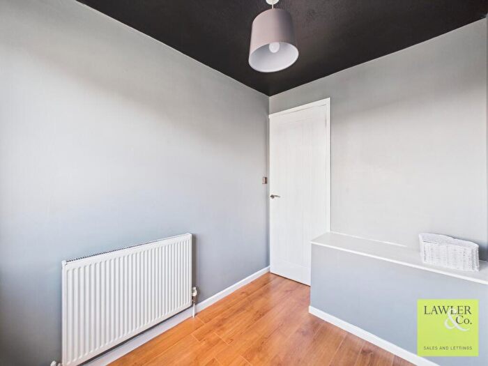 3 Bedroom Semi-Detached House For Sale In Bosden Avenue, Hazel Grove, Stockport, SK7