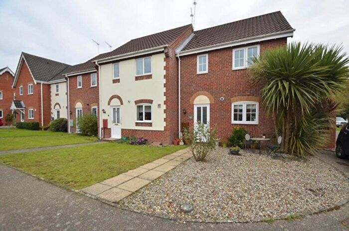 2 Bedroom Semi-Detached House To Rent In Market Manor, Acle, NR13