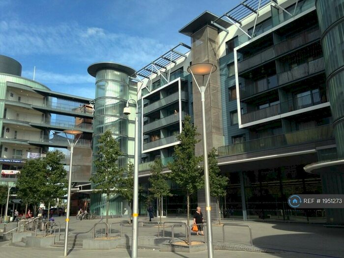 2 Bedroom Flat To Rent In Providence House, Maidenhead, SL6