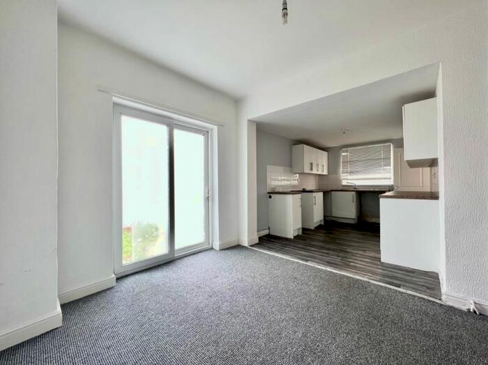 2 Bedroom End Of Terrace House To Rent In Egton Street, Hull, HU8