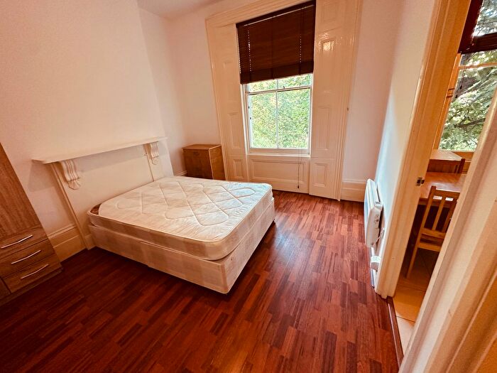 Studio To Rent In Pleshey Road, London, N7