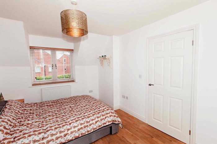 4 Bedroom Detached House For Sale In Meadows Walk, Clowne, S43