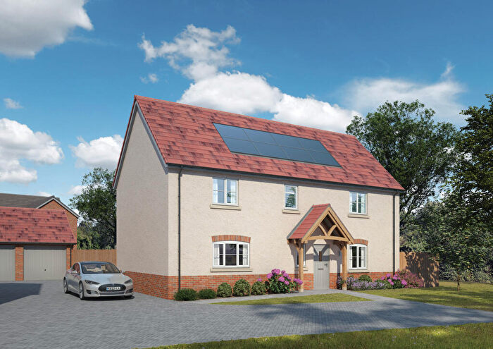 5 Bedroom Detached House For Sale In Twyning Gardens, Twyning, GL20