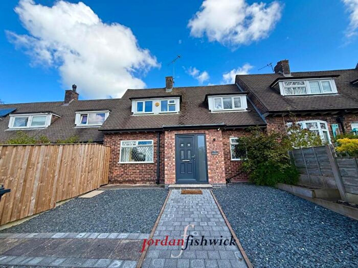 2 Bedroom Terraced House For Sale In Sandgate Road, Macclesfield, SK10