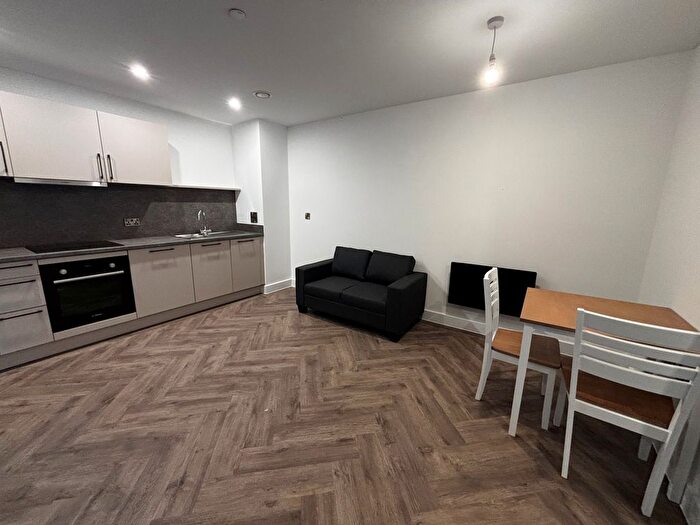 1 Bedroom Flat To Rent In Upper Gough Street, Birmingham, B1