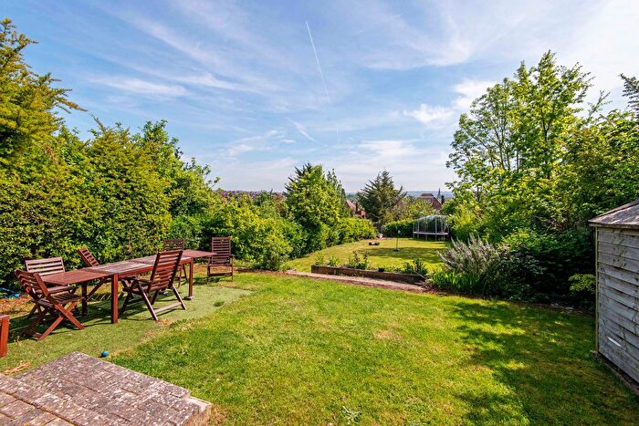 5 Bedroom Semi-Detached House To Rent In Kings Drive, Wembley, HA9