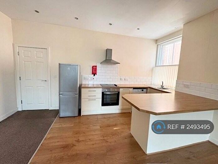 2 Bedroom Flat To Rent In Scarisbrick Avenue, Southport, PR8