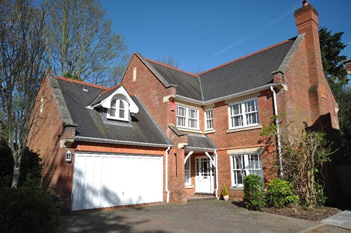5 Bedroom Terraced House To Rent In Upper Walk Virginia Park, GU25