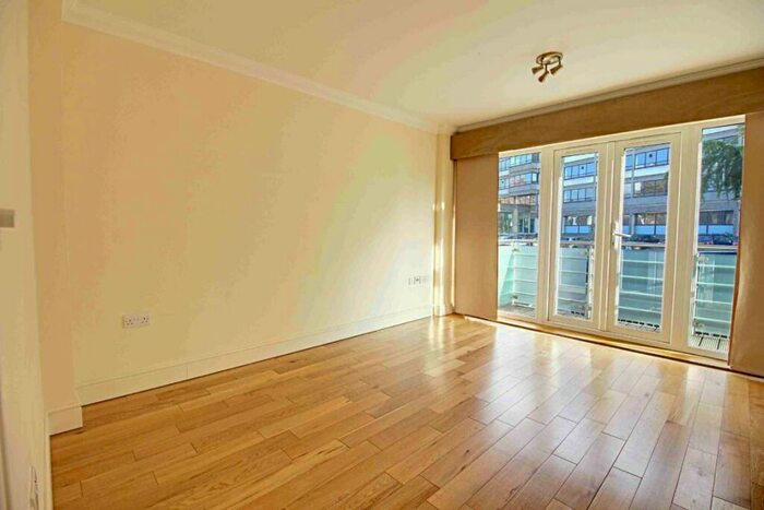 1 Bedroom Flat To Rent In Station Road, Barnet, EN5