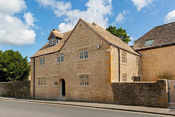 5 Bedroom Cottage To Rent In High Street, GL54