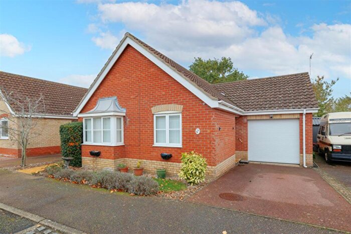 2 Bedroom Detached Bungalow For Sale In Richard Crampton Road, Beccles, NR34