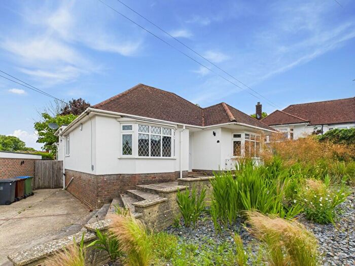 3 Bedroom Detached Bungalow To Rent In Steep Close, Findon Village, BN14