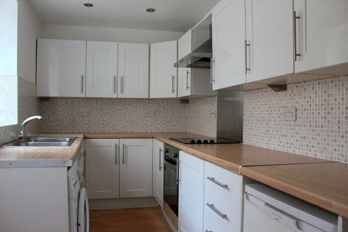 6 Bedroom Terraced House To Rent In Southover Street, Brighton, BN2
