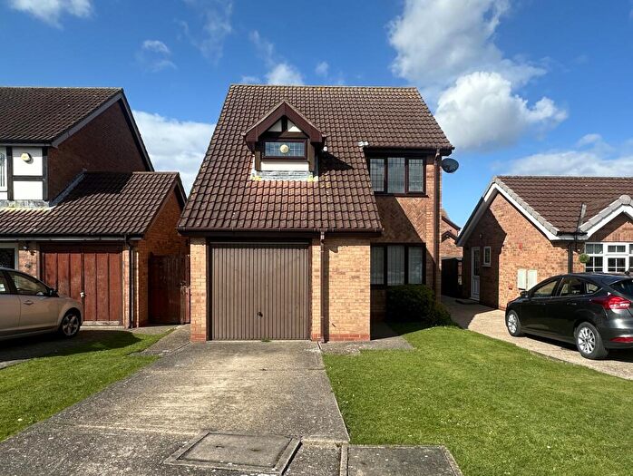 3 Bedroom Detached House For Sale In Wheatfield Drive, Waltham, Grimsby, DN37