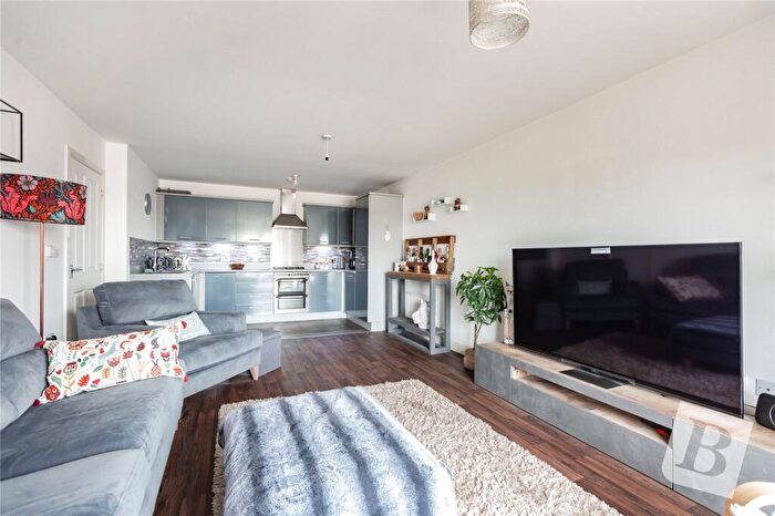 2 Bedroom Apartment For Sale In River View, London Road, Wickford, Essex, SS12