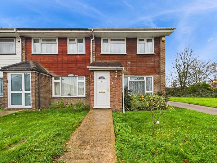 3 Bedroom Terraced House To Rent In Slade Road, Stokenchurch, High Wycombe, Buckinghamshire, HP14