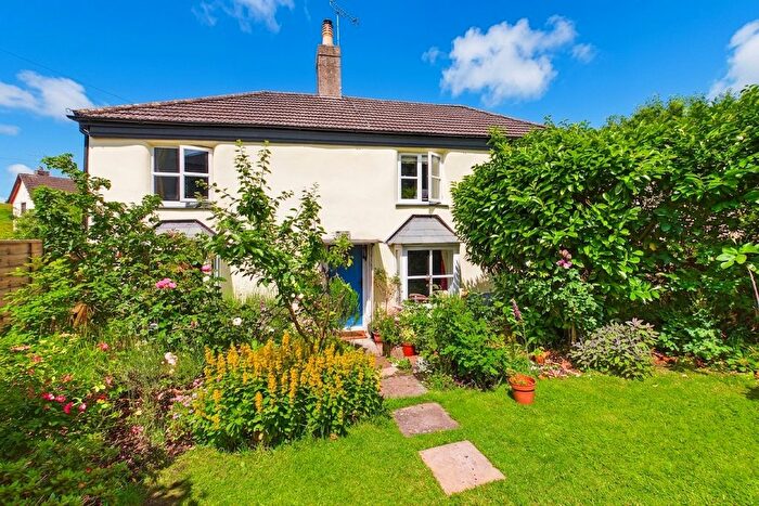4 Bedroom Detached House For Sale In The Nook, North Street, North Tawton, EX20