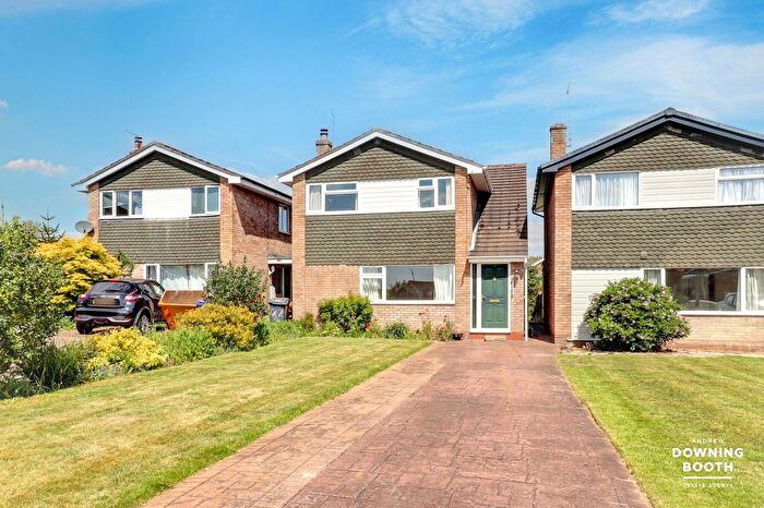 3 Bedroom Detached House For Sale In Hollys Road, Yoxall - No Upward Chain, DE13