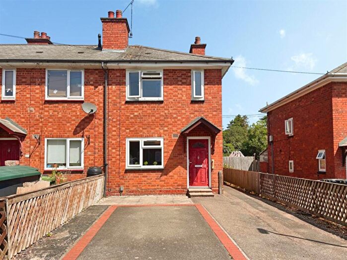 2 Bedroom End Of Terrace House For Sale In Windmill Road, Leamington Spa, CV31